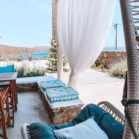 Blue Waves Mykonos קלפטיס